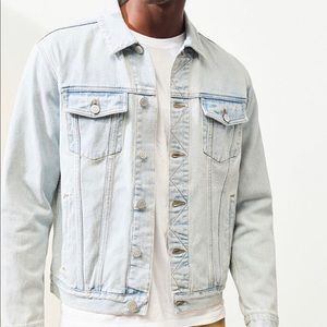 Pacsun Light Classic Fit Denim Jacket